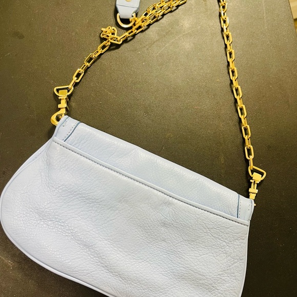 Tory burch crossbody flap bag light blue. - Picture 7 of 8